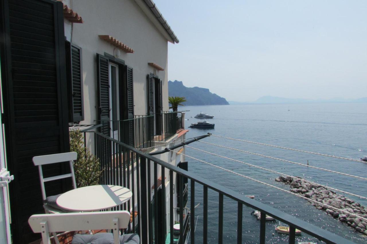 Domus Claudia Hotel Atrani Buitenkant foto