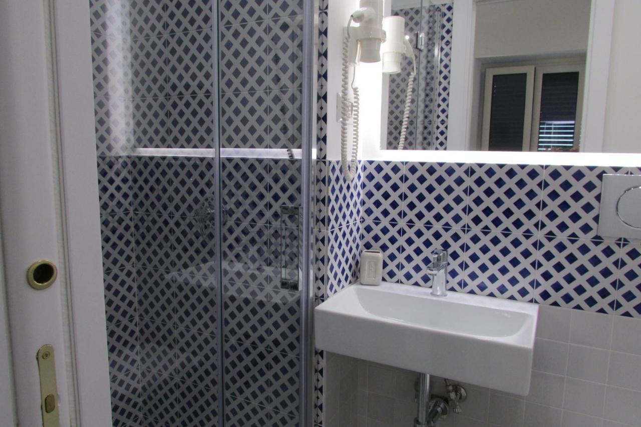 Domus Claudia Hotel Atrani Buitenkant foto