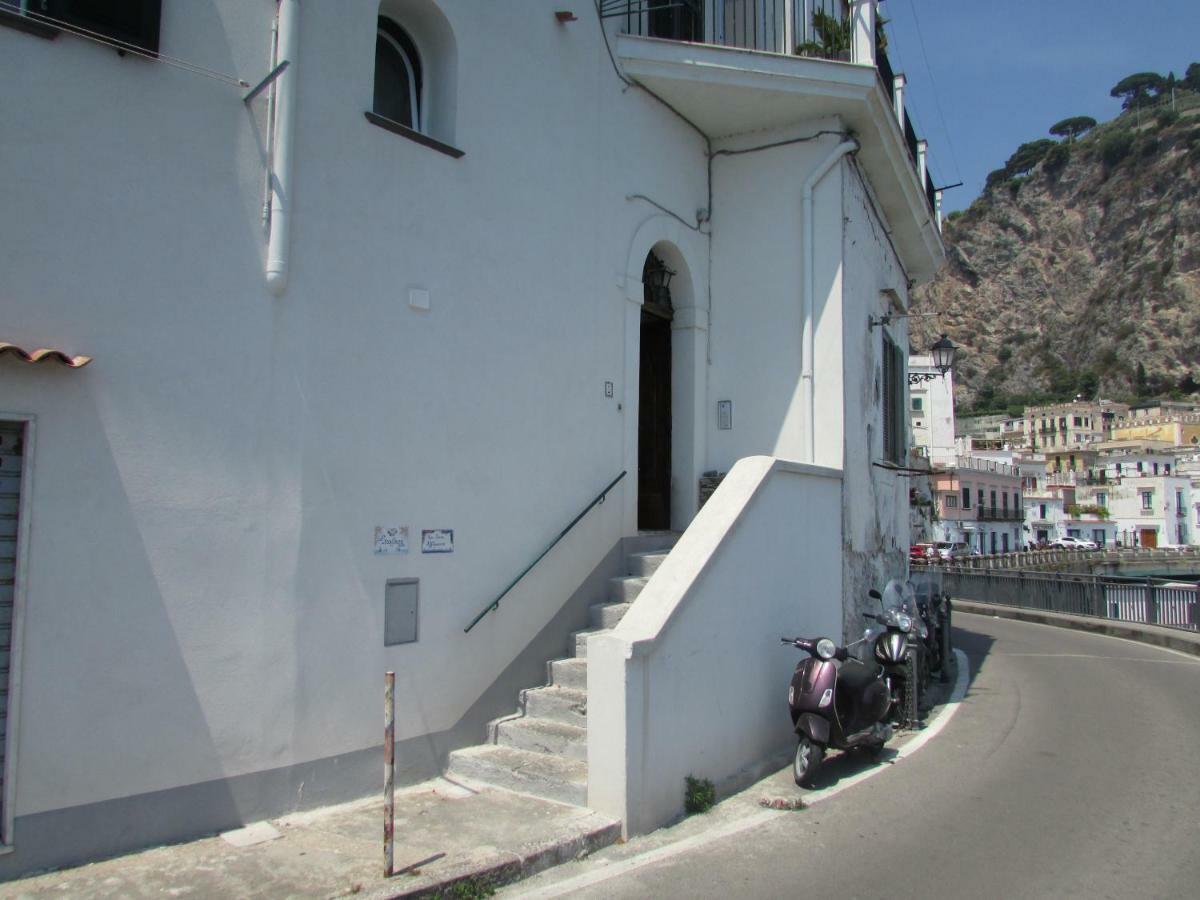 Domus Claudia Hotel Atrani Buitenkant foto