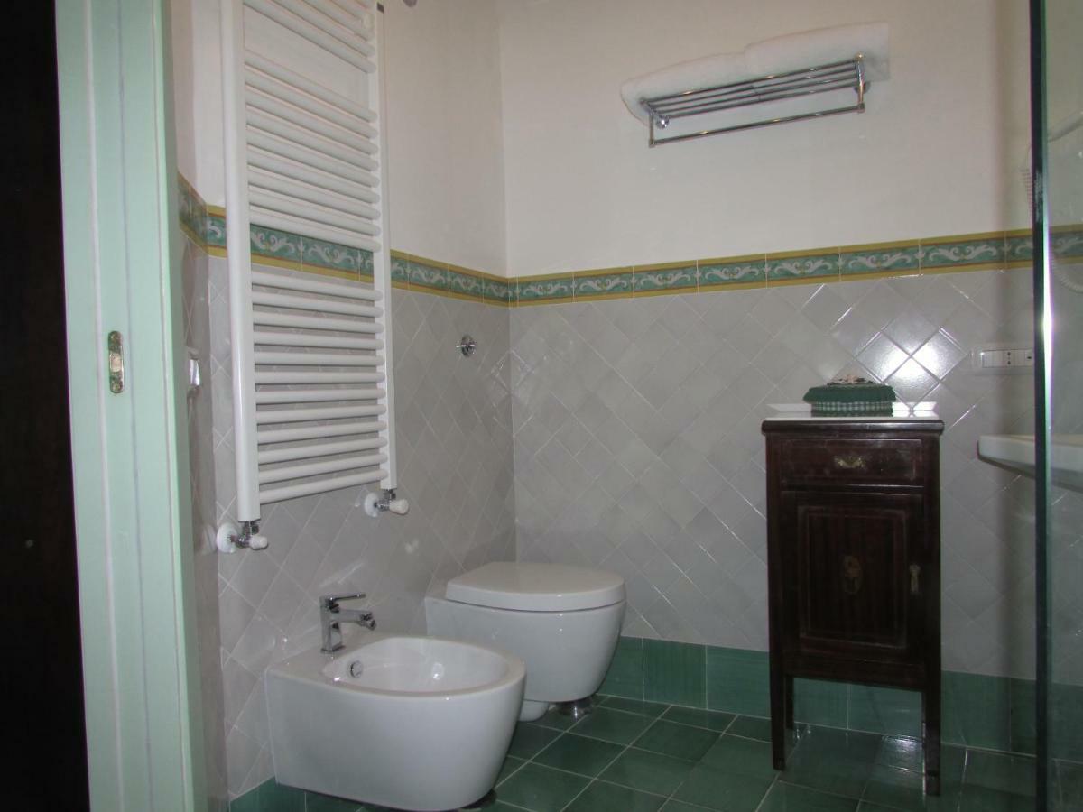 Domus Claudia Hotel Atrani Buitenkant foto