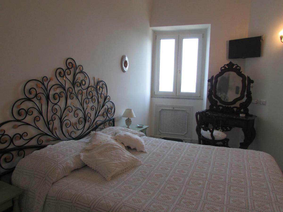 Domus Claudia Hotel Atrani Buitenkant foto